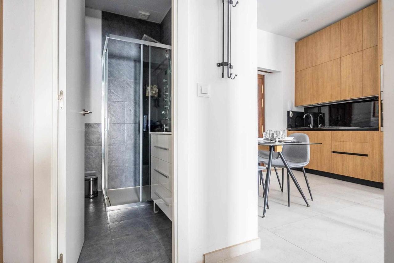 Comfy Away - Apartamento Exclusivo Mercado De Triana Con Balcon Sevilla Kültér fotó